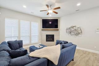 3 BR Modern Stay minutes away from DFW Airport - Irving - 2