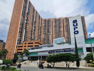 A 4 Minutos de la Estación del Metro, con Parqueadero, Piscinas, Sauna en Conjunto Privado - Sabaneta - 9
