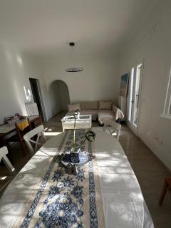 Anastasia Gardens House - - 8