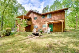 2 Mi to Toccoa Falls Cozy Getaway with Fire Pit! - Toccoa - 9