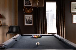 The Gambler - Pool Table Plus Rooftop with Firepit - 3