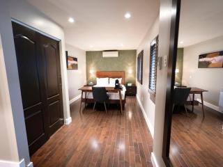 Self Check-In Boutique Hotel - Quartier latin - Room 203 - Montreal - 8