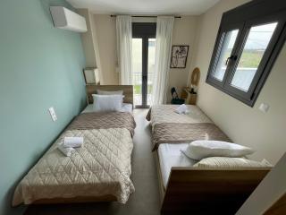 Neo-Residence - - 3