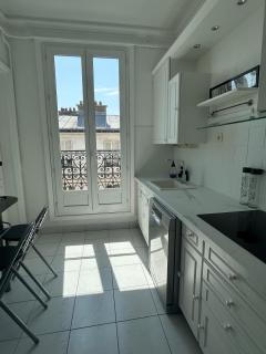 Vue Tour Eiffel et 5 minutes des Champs-Elysees Appartement 2 chambres Paris 16 Etoile - 8