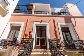 mascot traditional guest house - Rodas - 0