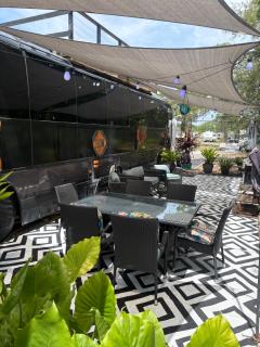 Pet Friendly, Modern and Unique Tiny Home! - Clermont - 8