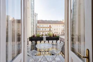 Wenceslas square Romantic Apartment - Praga - 9
