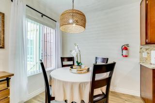 1 Mi to Oceanside Municipal Pier Condo with Balcony - Oceanside - 9