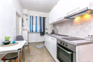 Apartment New - Splitska - 6