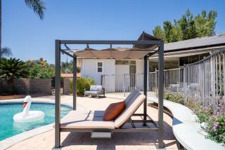 Modern pool home 13 mi from Disney sleeps 12 - West Covina - 1