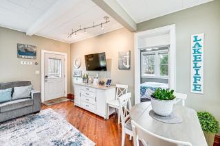 half Mi to Beach and Lake Michigan Condo with Pool! - South Haven - 3
