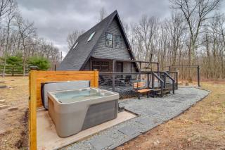 Hot Tub and Fire Pits Albrightsville A-Frame Cabin - Albrightsville - 6