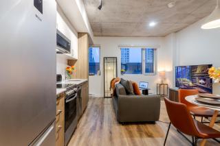 Cute 1BDR Apt in Ste-Catherine - MTL Live Spot - 3