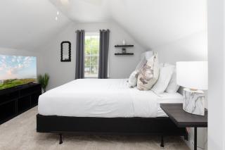 Mins To Beach & Golf Courses Ping Pong, King Bed - Pawleys Island - 3