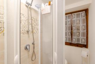 Zen Studio in the Center With Free Parking and 24Hours Automatic Check-In with Netflix Dazn and Disney Plus - 7