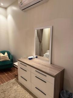 LP97 Elegant 3BR Apartment in Al Narjis - Riad - 5