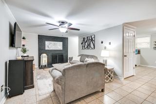 3 Mi to Dtwn Hickory Home Base with Patio! - Hickory - 7