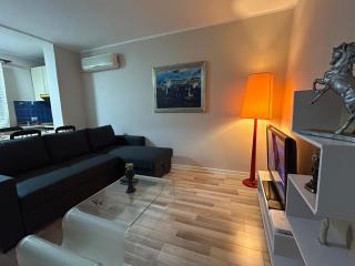 StayNest M Shyri - Tirana - 9