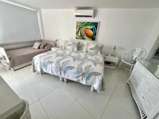 Apartamento remodelado con balcón y cerca a playas - San Andrés - 9