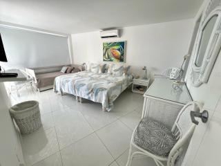 Apartamento remodelado con balcón y cerca a playas - San Andrés - 6