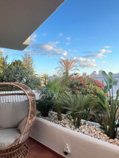 MARBELLA GEM stylish 2 bed retreat, near golfers paradise, dining and lifestyle - Marbella - 7