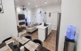 Lexington Luxury l 4BR 3BA - Riverdale - 1