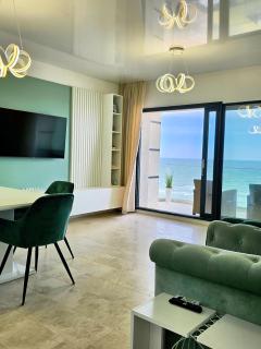 Beachfront Bliss - Endless Summer Mamaia Nord Apartaments - 1