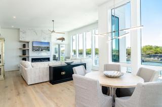 The Commodores Penthouse by Bryant Real Estate - Wrightsville Beach - 2
