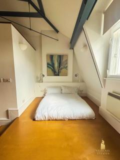 Airy Loft Apartment - Leeds - 5
