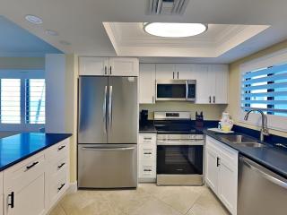 Seaside 210 - Fort Myers Beach - 3