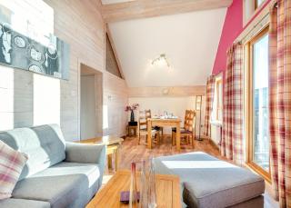 Nunland Hillside Lodges - - 5