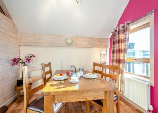 Nunland Hillside Lodges - - 4