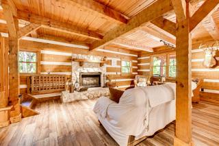 Barn Hangout and Grill Station Sebring Family Cabin - Sebring - 8