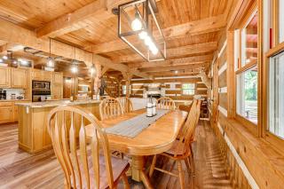 Barn Hangout and Grill Station Sebring Family Cabin - Sebring - 5
