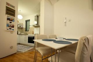 L&B Studio Apartment - Pristina - 3