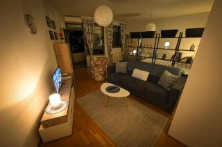 L&B Studio Apartment - 9