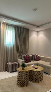 LP99-6 Cozy Arabian-Style 1BR in Al Qirawan - Quai - 2