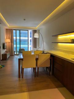 Aparthotel in A la Carte - 2 bedrooms, beachfront, central, outdoor pool - Danang - 4