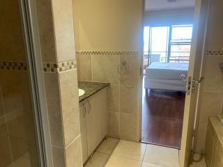 77 Grayston Dr 3 Bed in Sandton - Johannesburg - 6