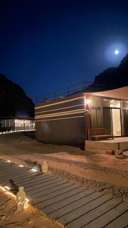 مخيم خيال رم - 2