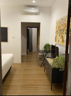 Devi's Seminyak Beach Apartment - Seminyak - 3