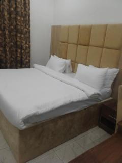 Sogo Hotel And Suite - - 1