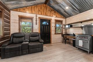 Broken Arrow - Private Escape Hot Tub & Fire Pit - Crabapple - 2