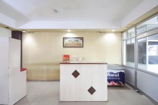 OYO 48504 Hotel Lazeez - Karnal - 3
