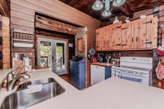 Rustic Bruce Retreat With Pool! - Red Bay - 2
