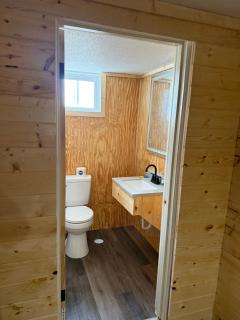 Lake lawn inn - - 5
