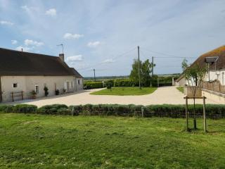 Gîte Rural au Cœur du Berry avec Terrasse et Chevaux Bienvenus - FR-1-591-733 - 1
