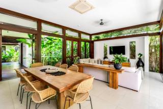 Belle Escapes Pura Palm Cove - Two luxury Balinese villas - Palm Cove - 3