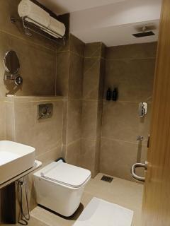 Silvotel By Bizzgrow Hotels - Indore - 7