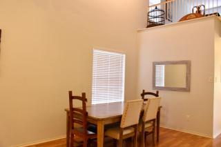Cozy charming stay with Hot Tub near Austin! - Pflugerville - 2